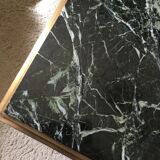 Table basse en bronze doré et marbre