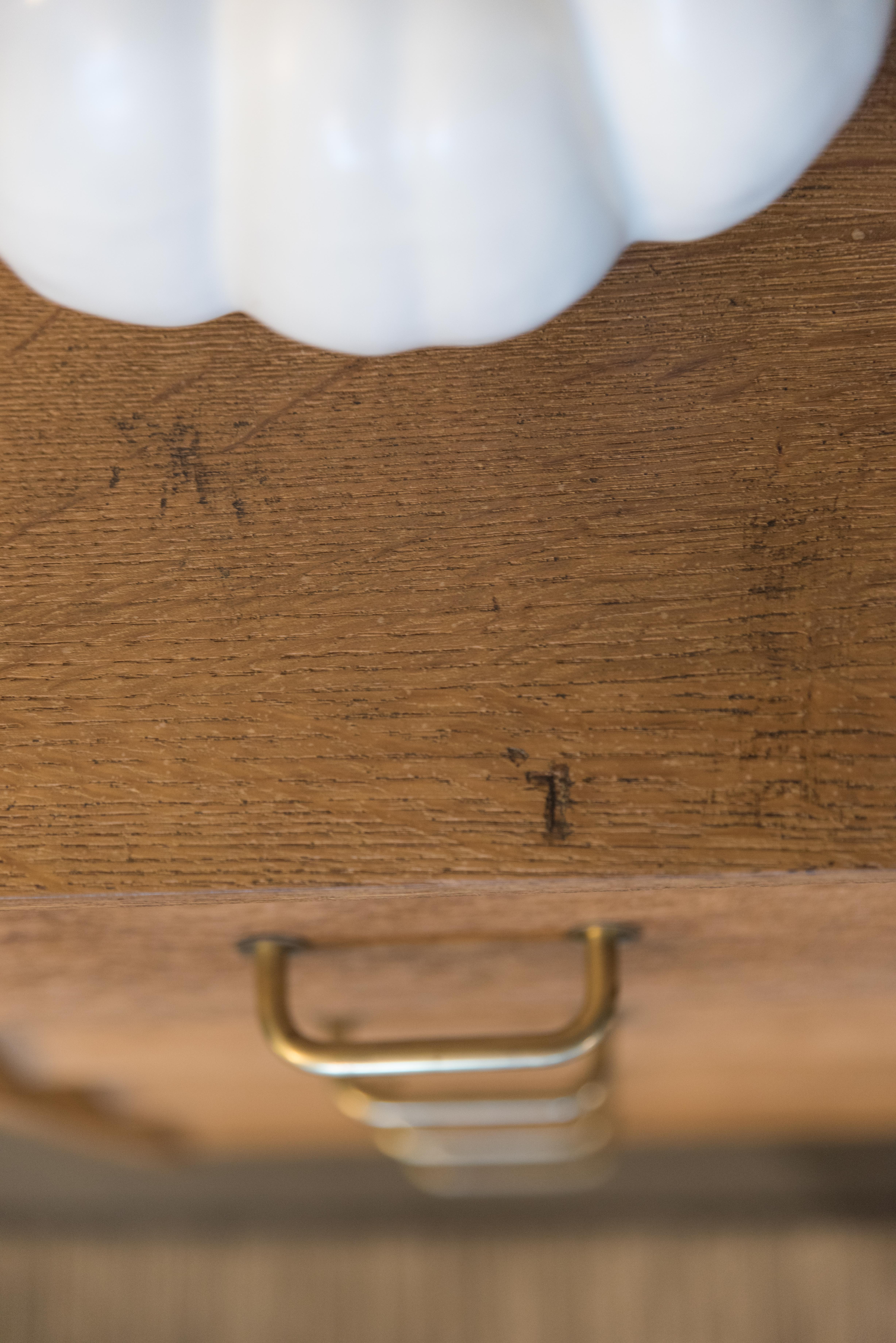 Chest of drawers in oak 50s