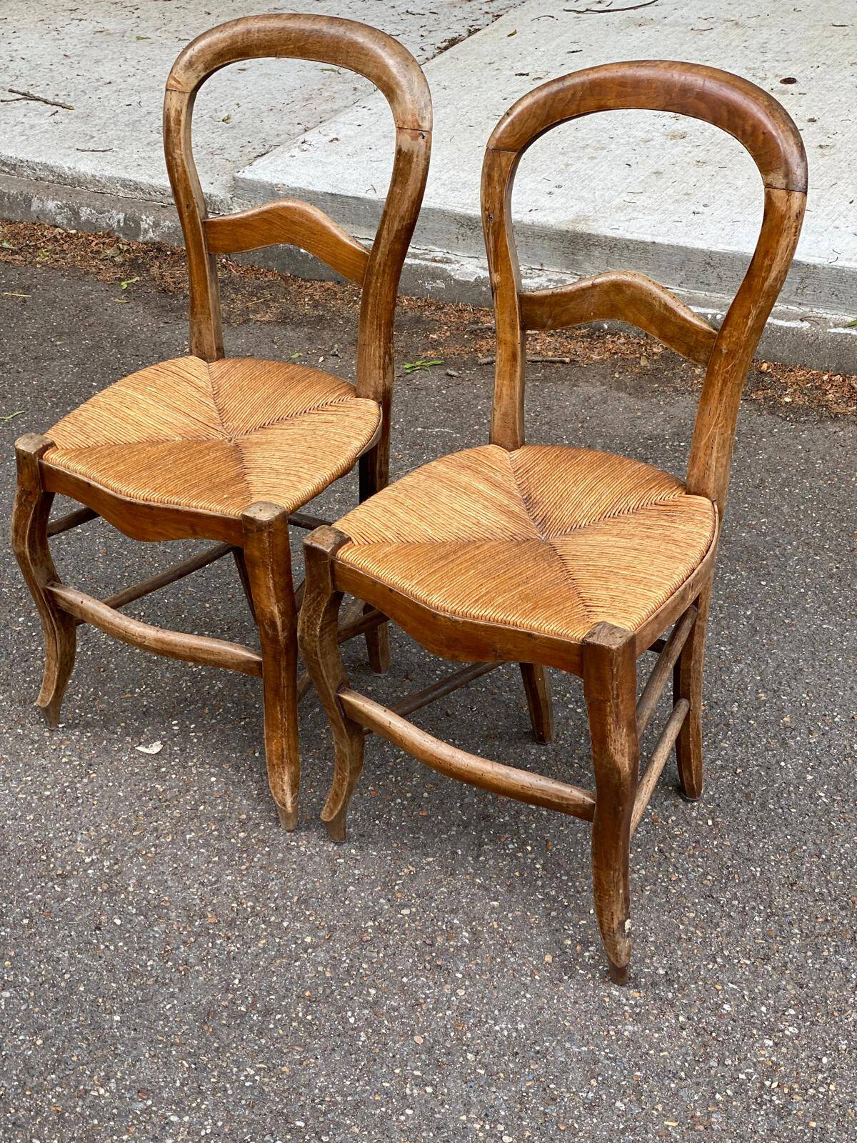 2 Louis Philippe chairs, solid curved wood and straw