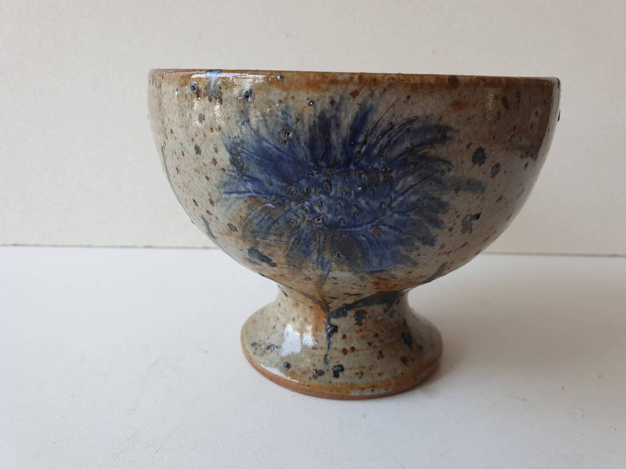 Pyrite stoneware ceramic bowl / cup signed Suzanne Dauliach Vallauris 60's