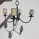 Luminaire d’époque en fer forgé
