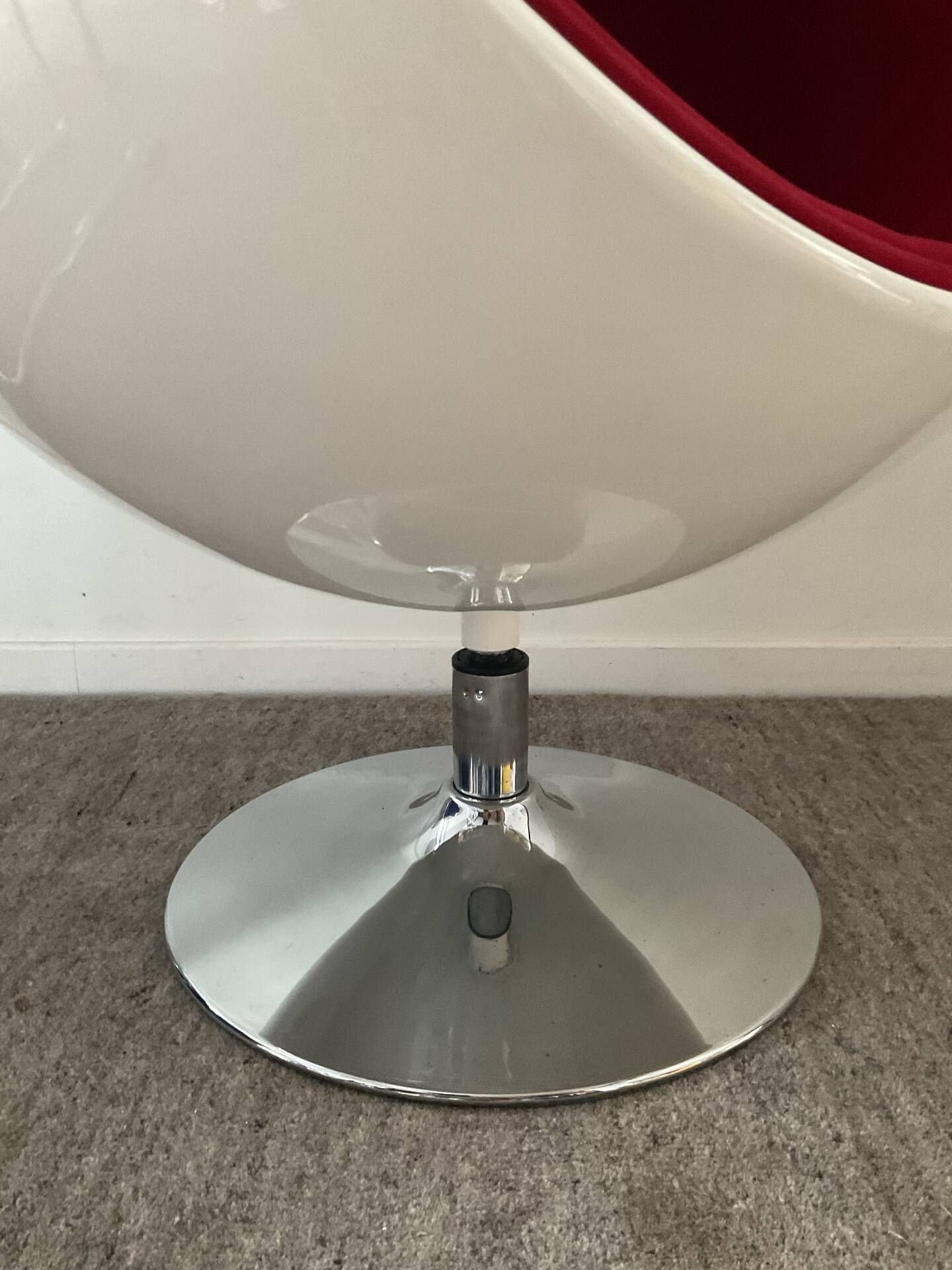Ball Chair armchair from the 70s-80s.