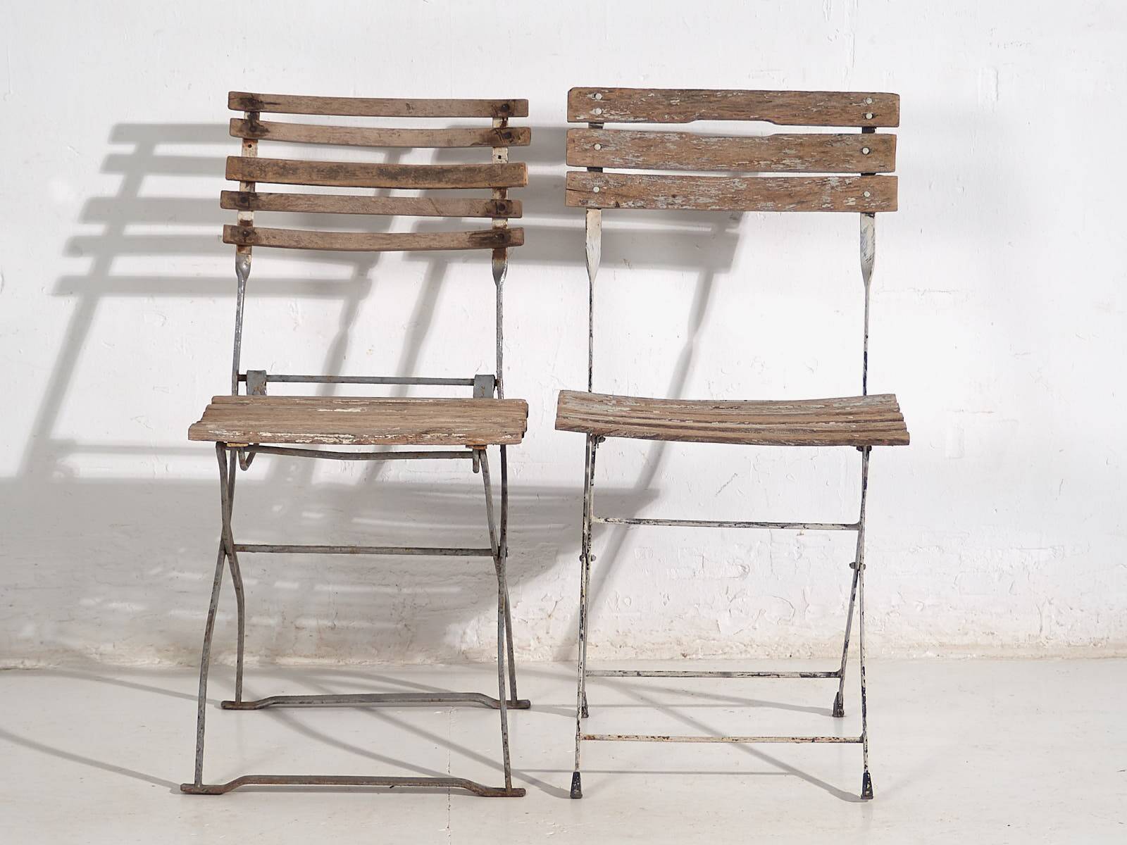 Antique folding garden chairs (c.1920). Set of 2 pieces no. 2