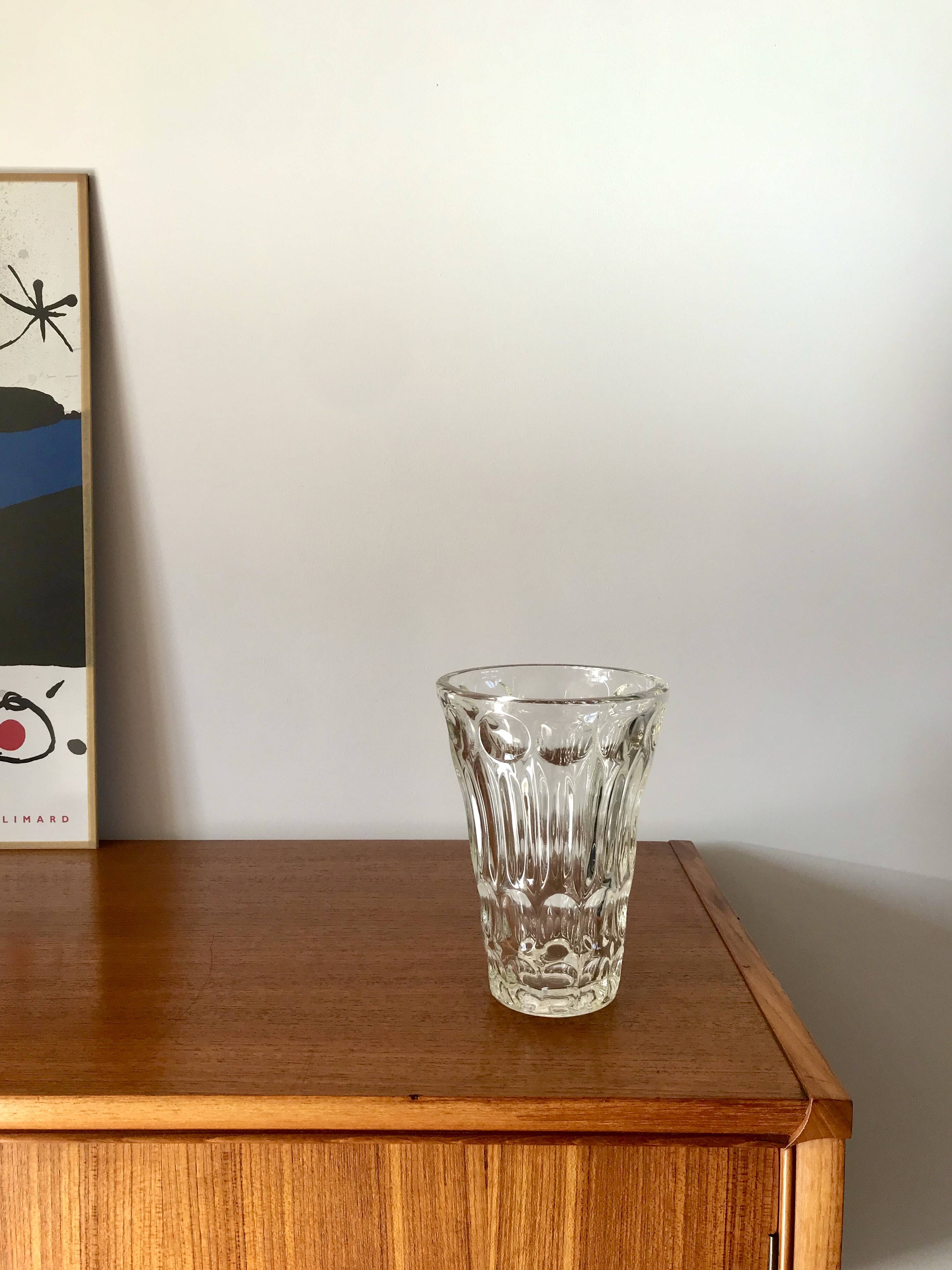 Faceted vase geometric shapes art deco 1930s