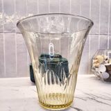 vase en verre jaune Art déco