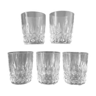 Gobelets 5 gobelets en verre taillé