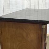 Buffet Empire début XIXème en acajou et dessus marbre noir