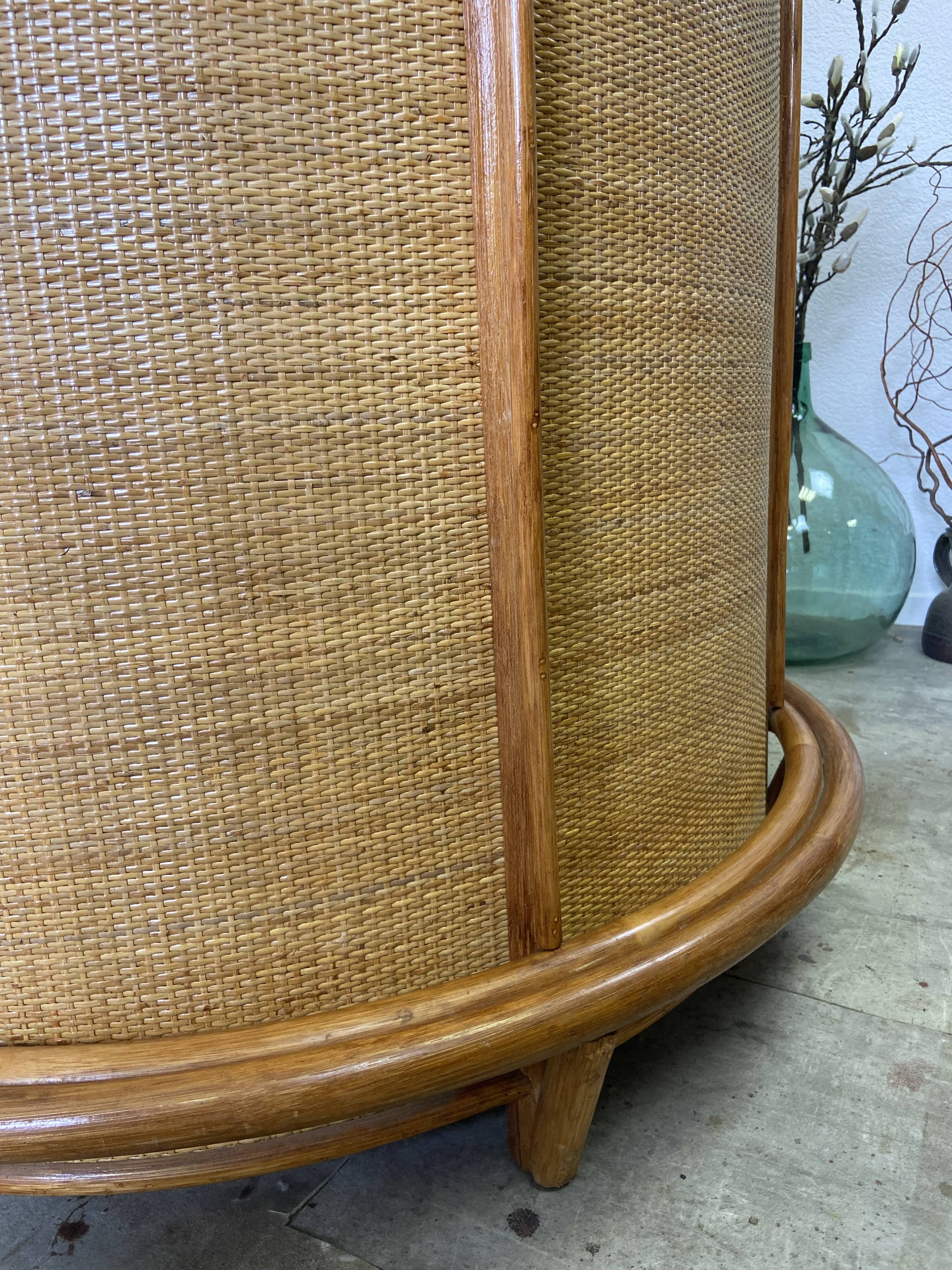 Vintage rattan bar