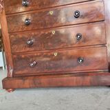 Commode en acajou de style anglais avec 6 tiroirs