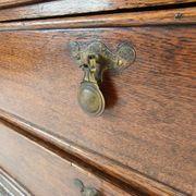 Rare armoire hollandaise en chêne du XVIIIe siècle – « Luierkabinet »