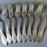 8 silver metal forks