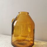 Second hand ochre vase