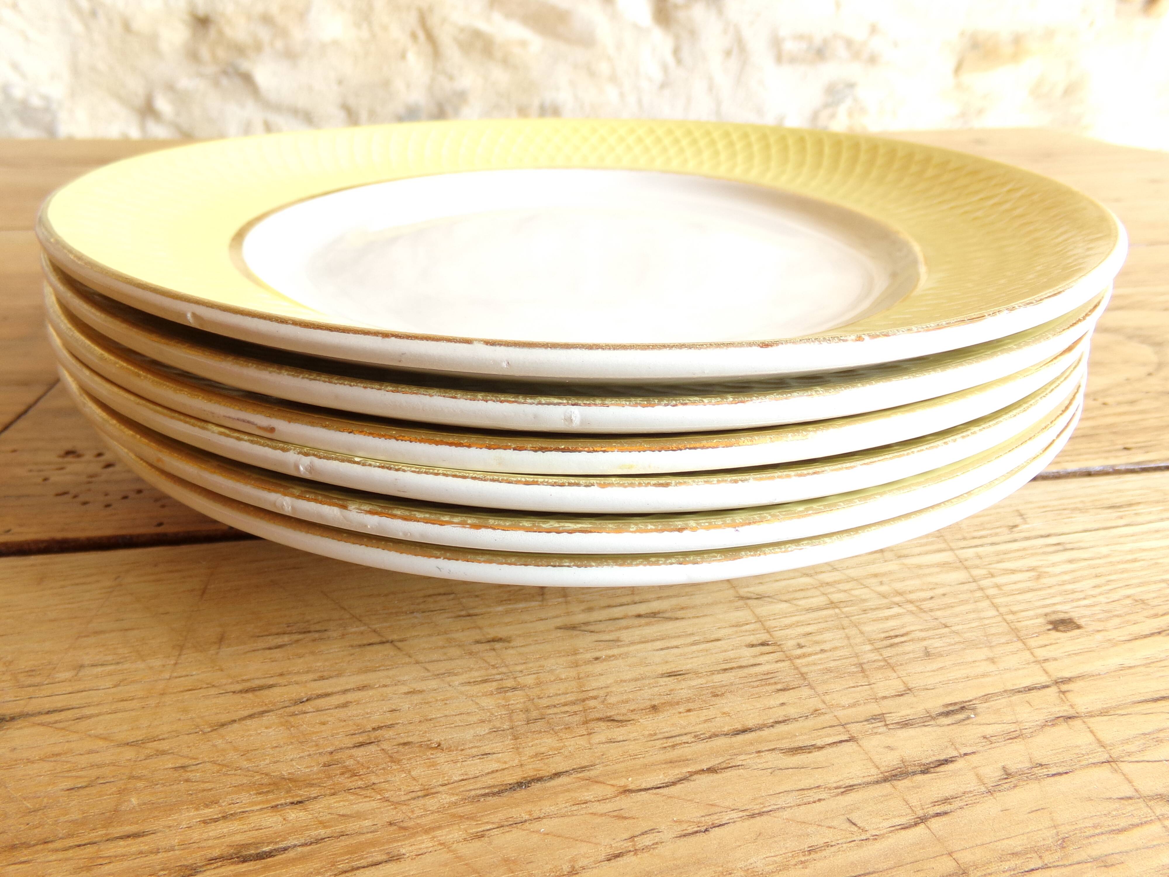 6 flat earthenware plates - Orchies - Moulin des Loups