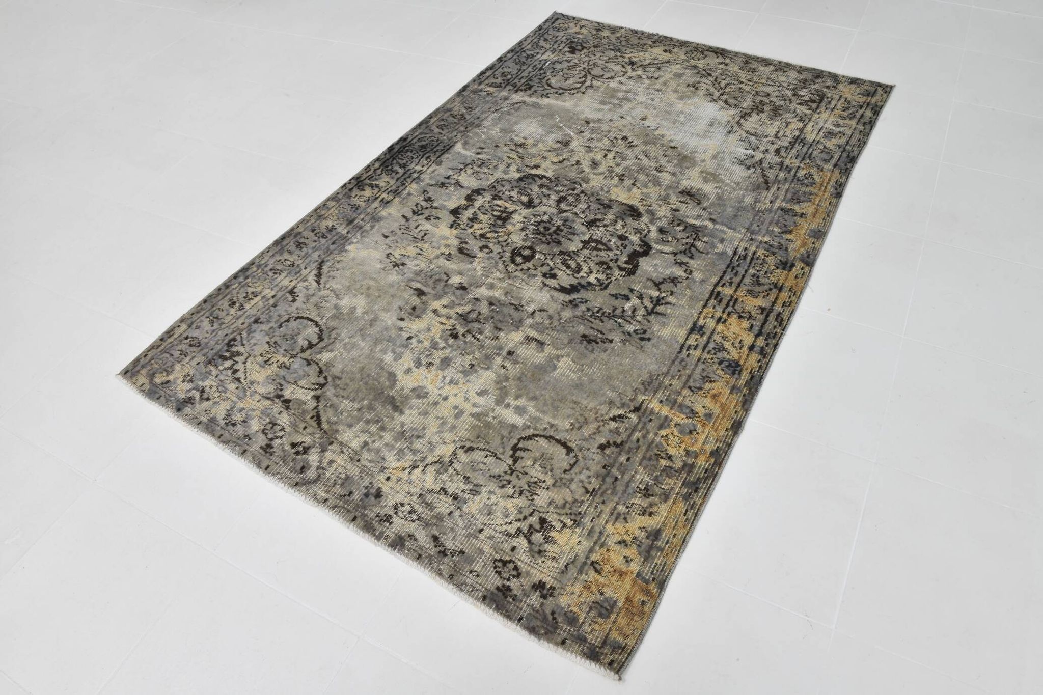 5x7 Persian Gray & Copper Oriental Style Persian Rug, 148x229Cm