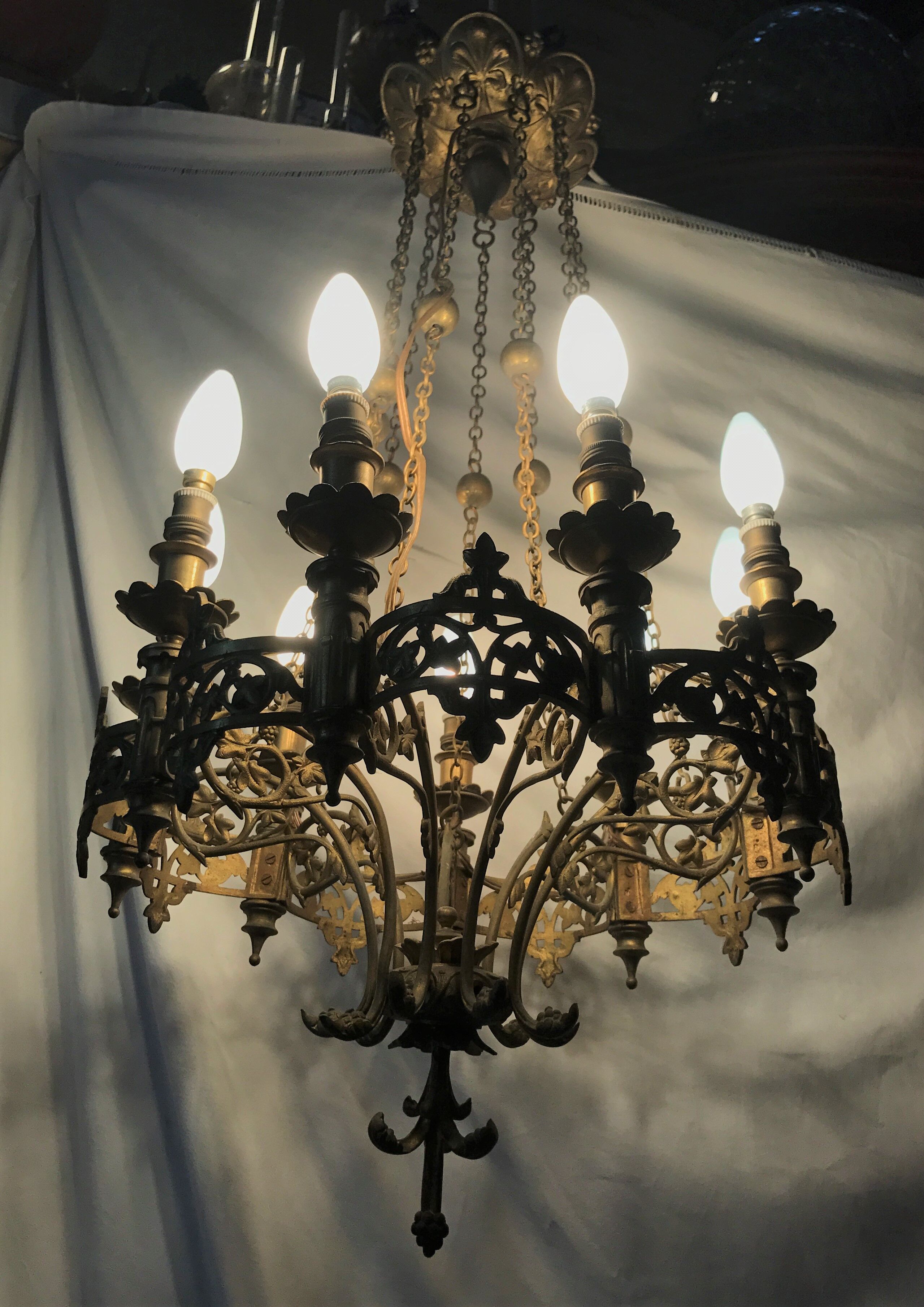 Brass chandelier 9 fires