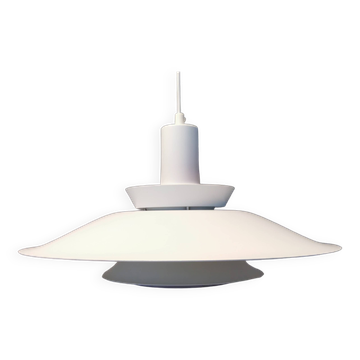 Lampe suspendue années 1970-80 du danois ES Horn, en belle laque blanche avec contraste violet/rouge