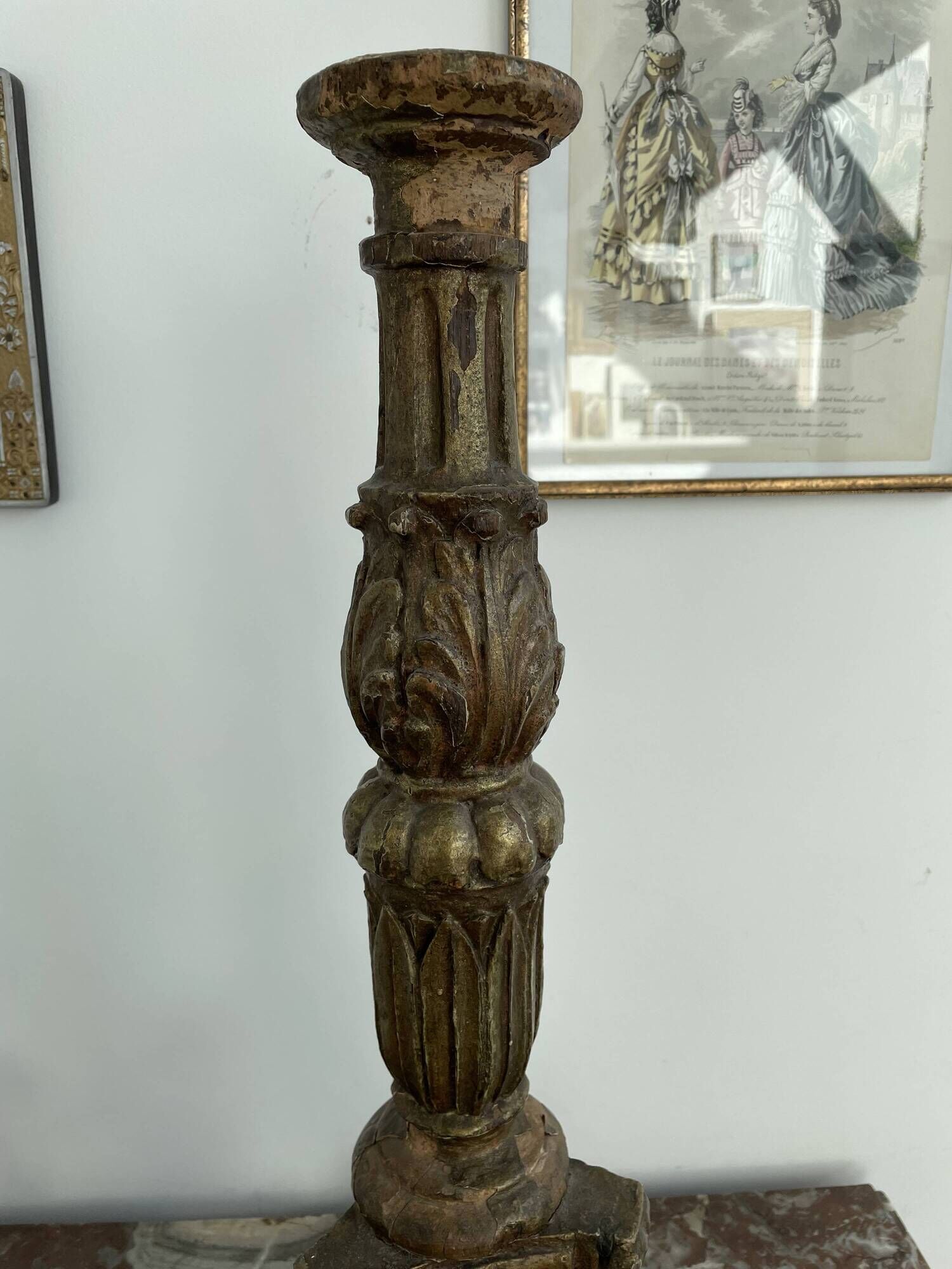 Candle picnic gilded and carved wood tripod feet, eighteenth century