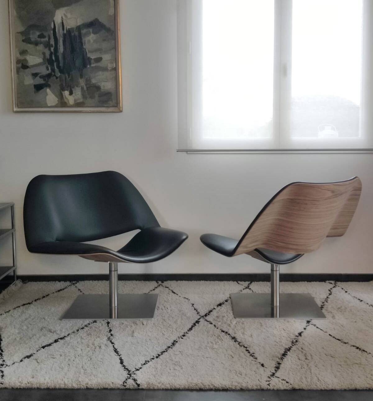 Pair of Lips armchairs