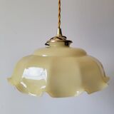 Opaline suspension