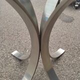 Table en acier et verre