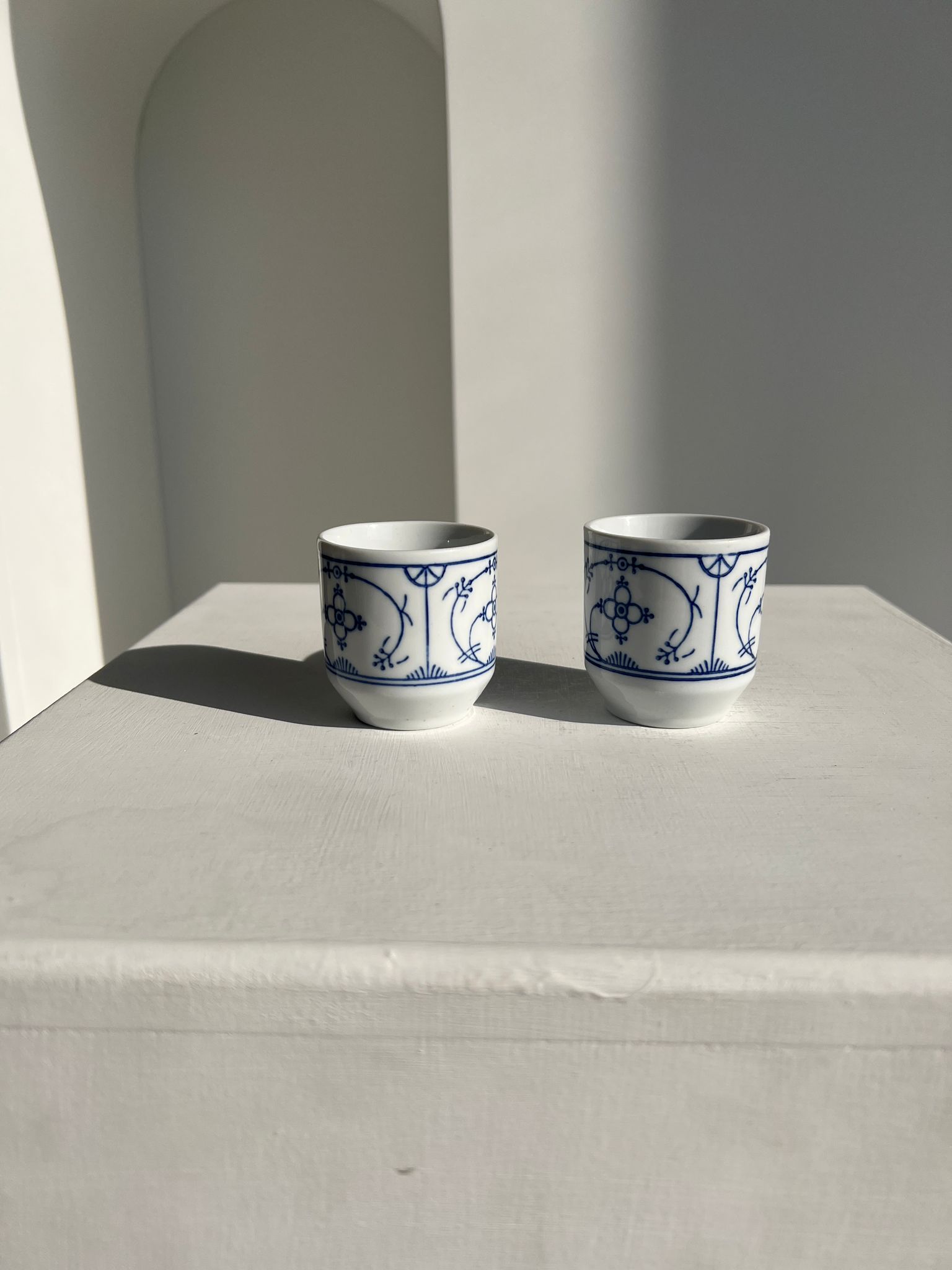 Set of 2 Scandinavian liqueur glasses or cups