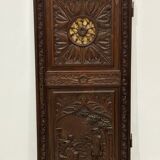 Carved and openwork wardrobe door