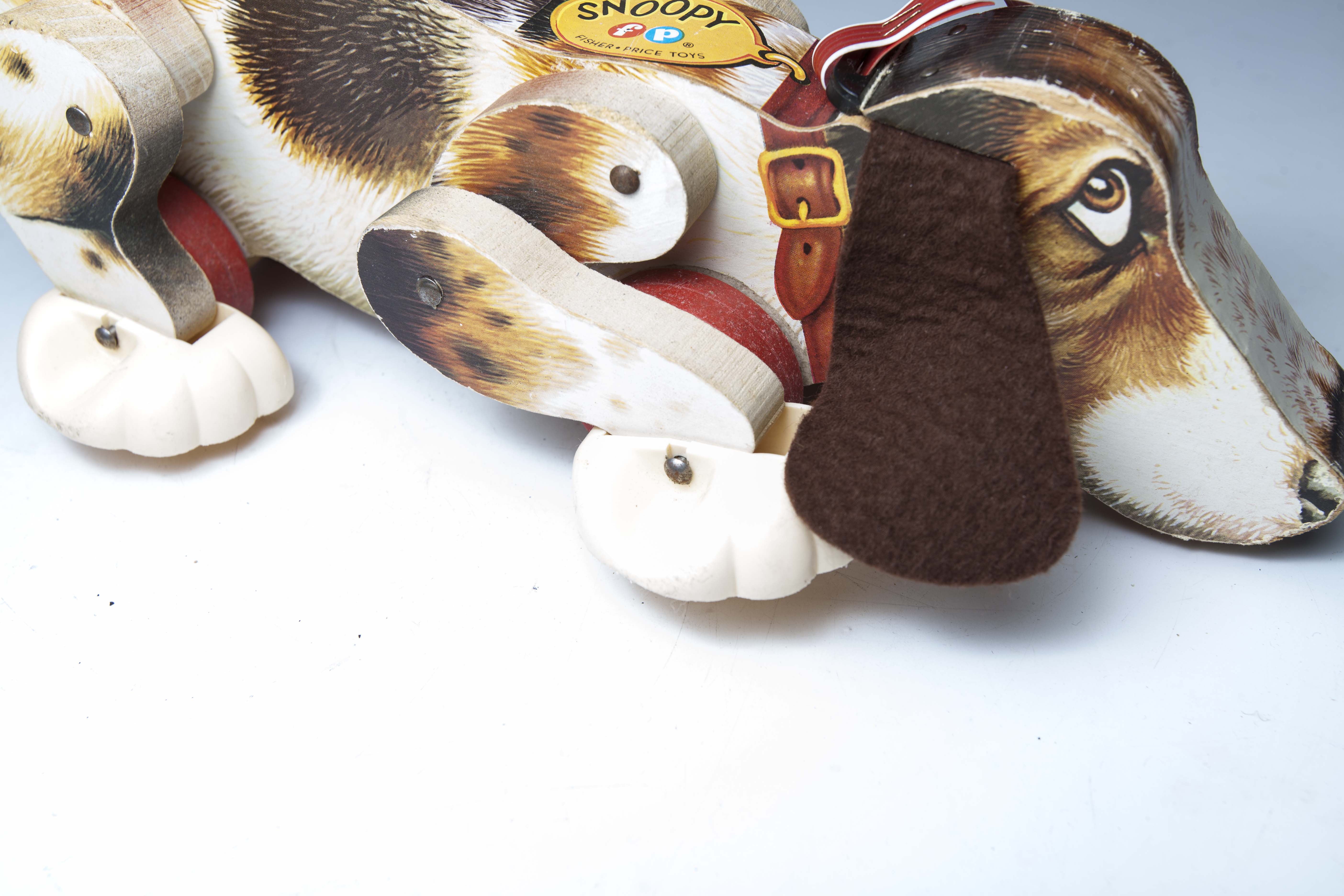 Snoopy pulling dog to record price no. 181