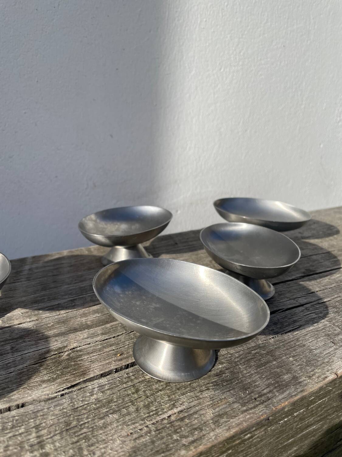 6 oval brushed stainless steel cups
