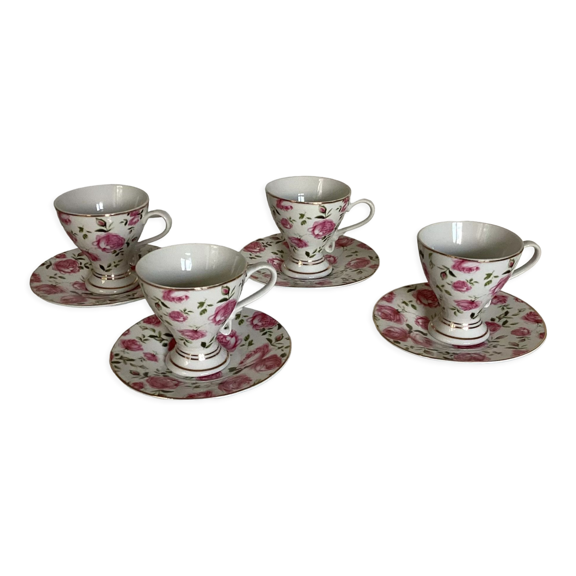 4 tea cups and saucers in shabby pink porcelain
