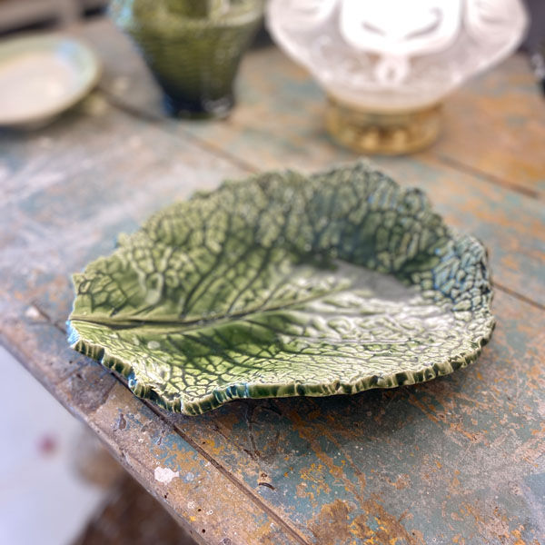 Empty cabbage leaf pocket