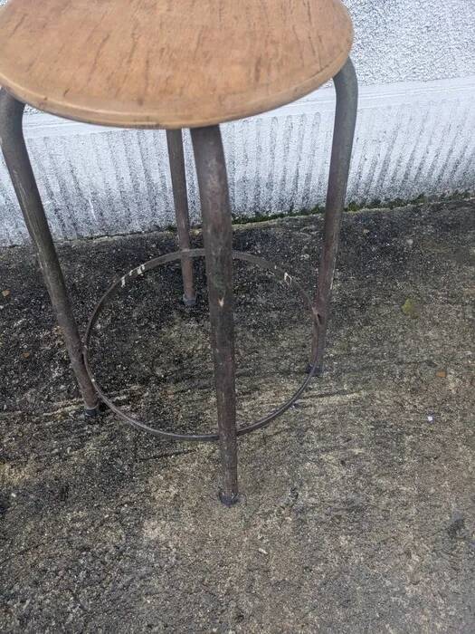 Workshop stool