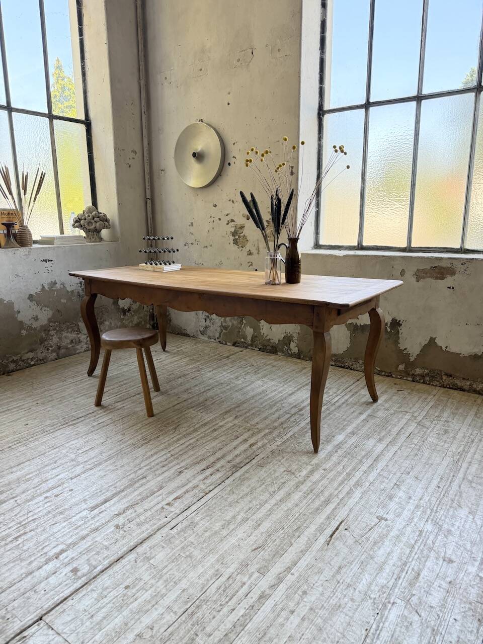 Table campagne provençale style Louis XV merisier