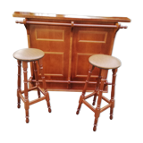Bar with 2 stools