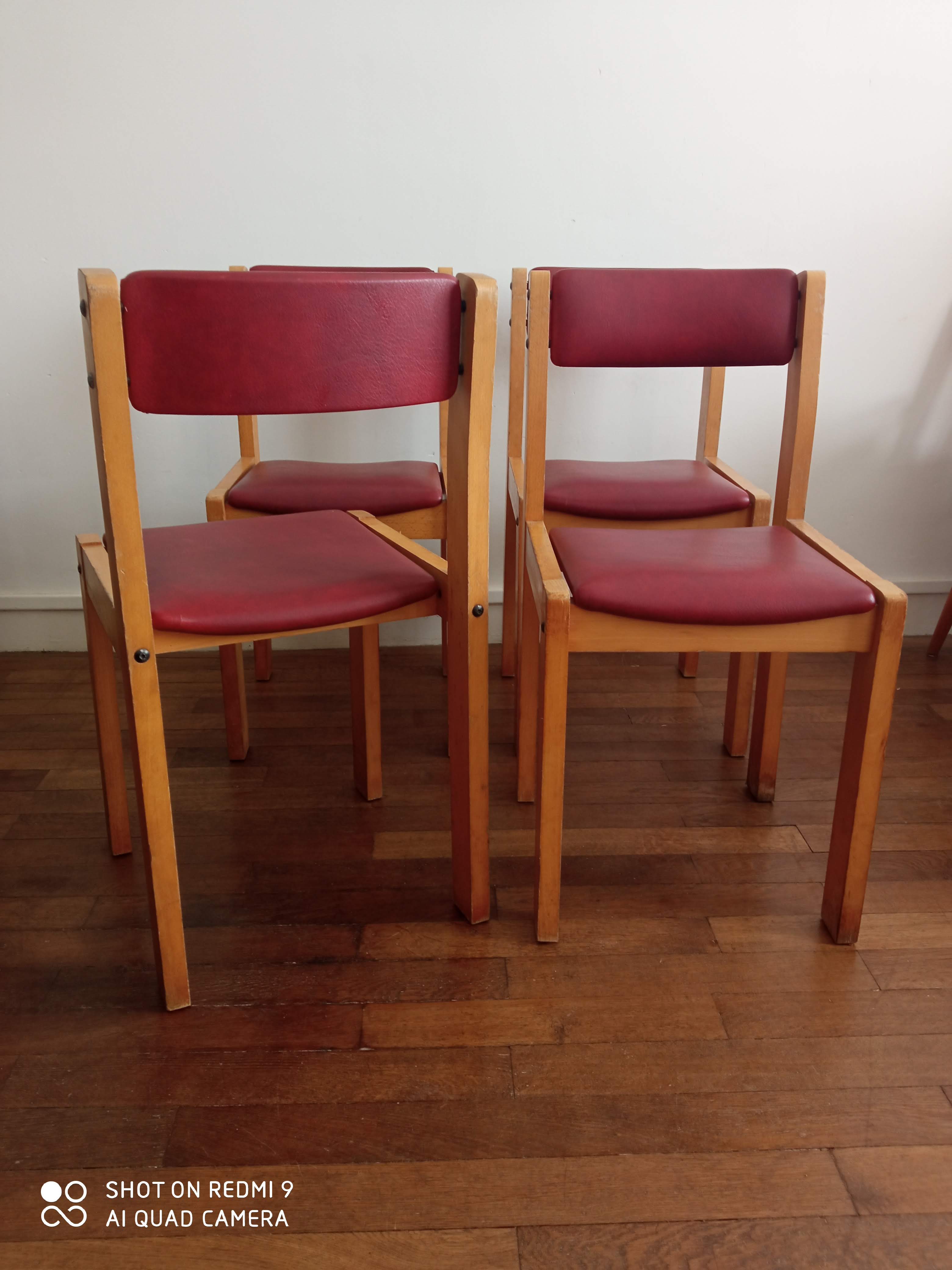 Série de 4 chaises années 60 bois blond et skaï