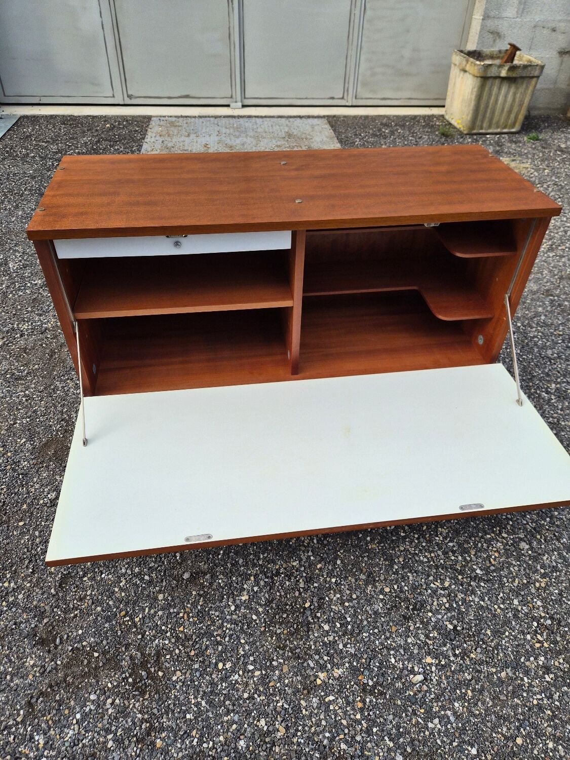 Buffet bar enfilade moderniste Paolozzi Monopoly vintage années 60