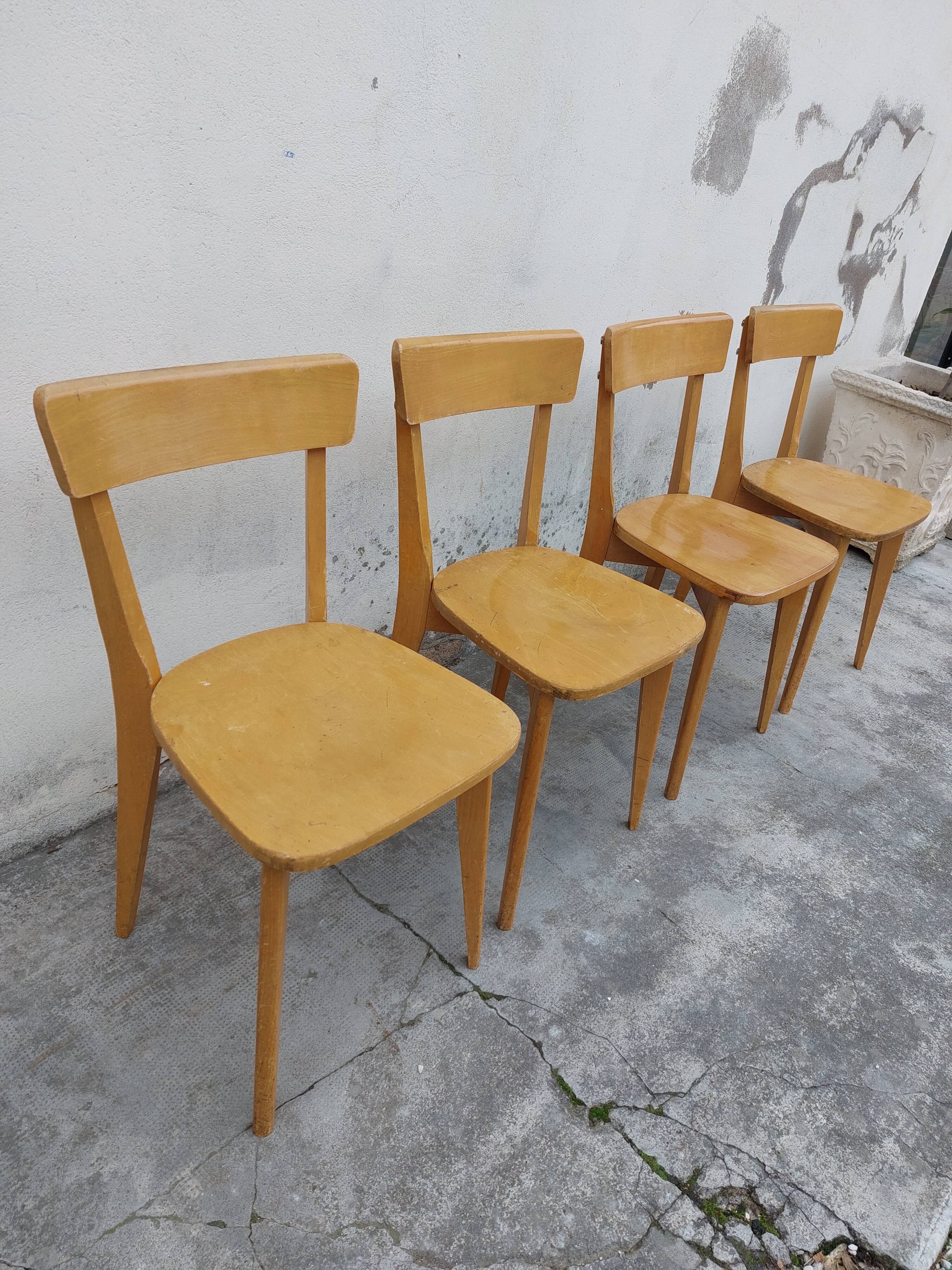 Série de 4 chaises de bistrot année 50