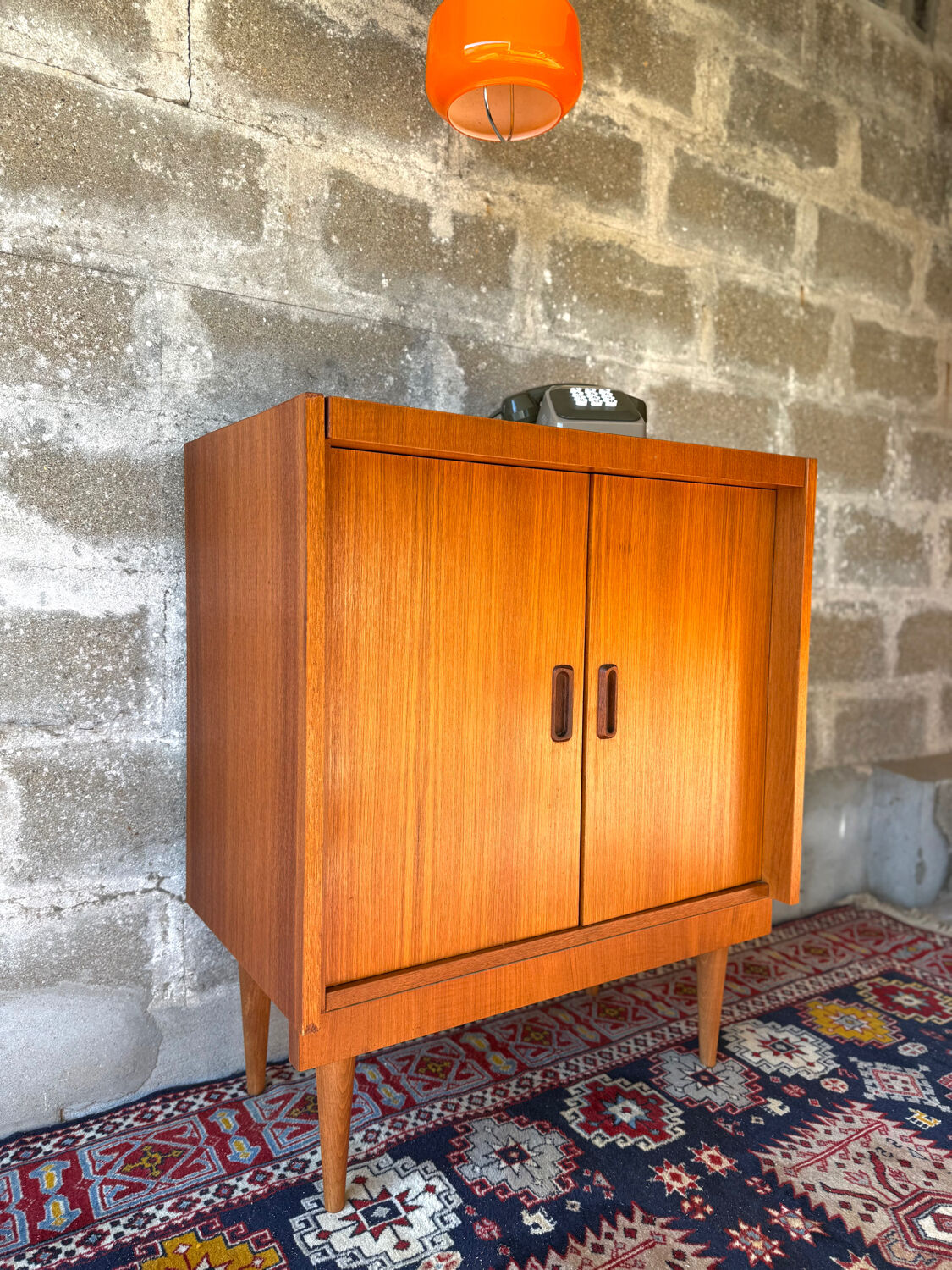 Vintage Scandinavian teak chest of drawers, 1960.