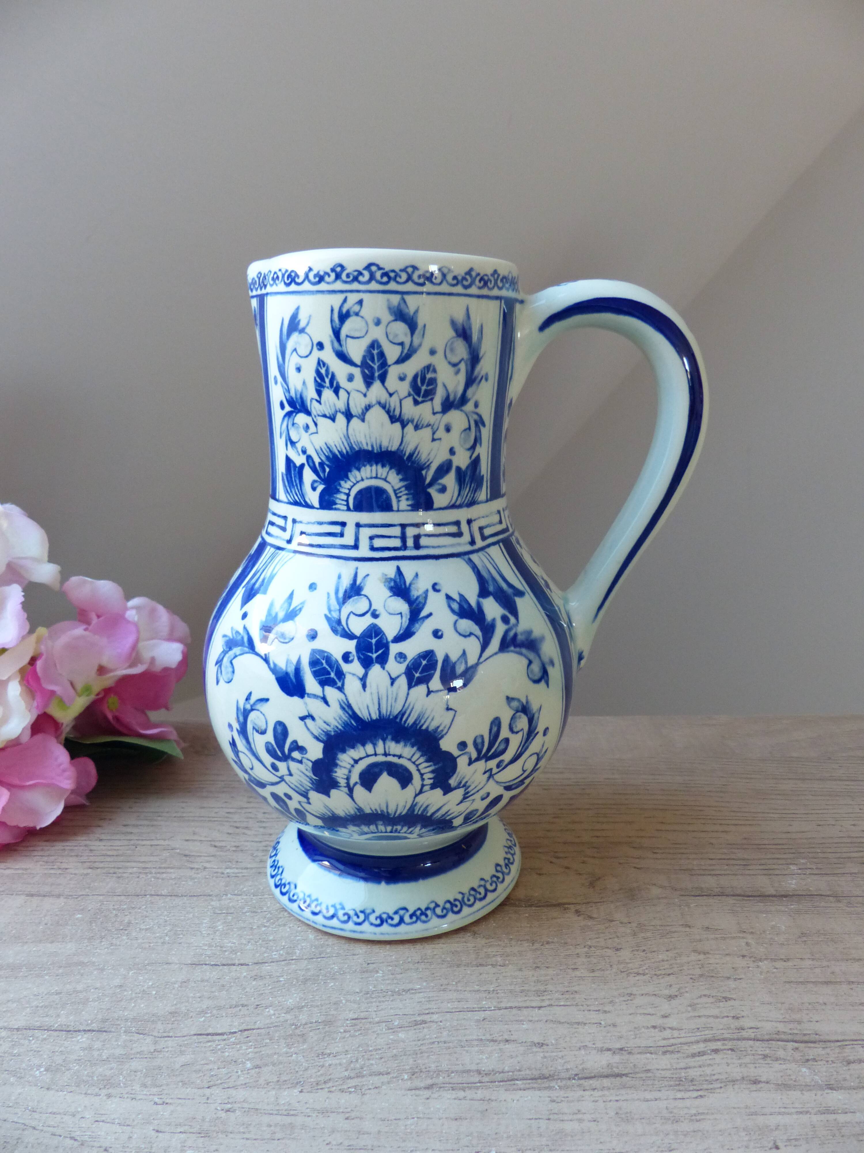 Blue delft pitcher, jug boch vase belgium amsterdam hand painted