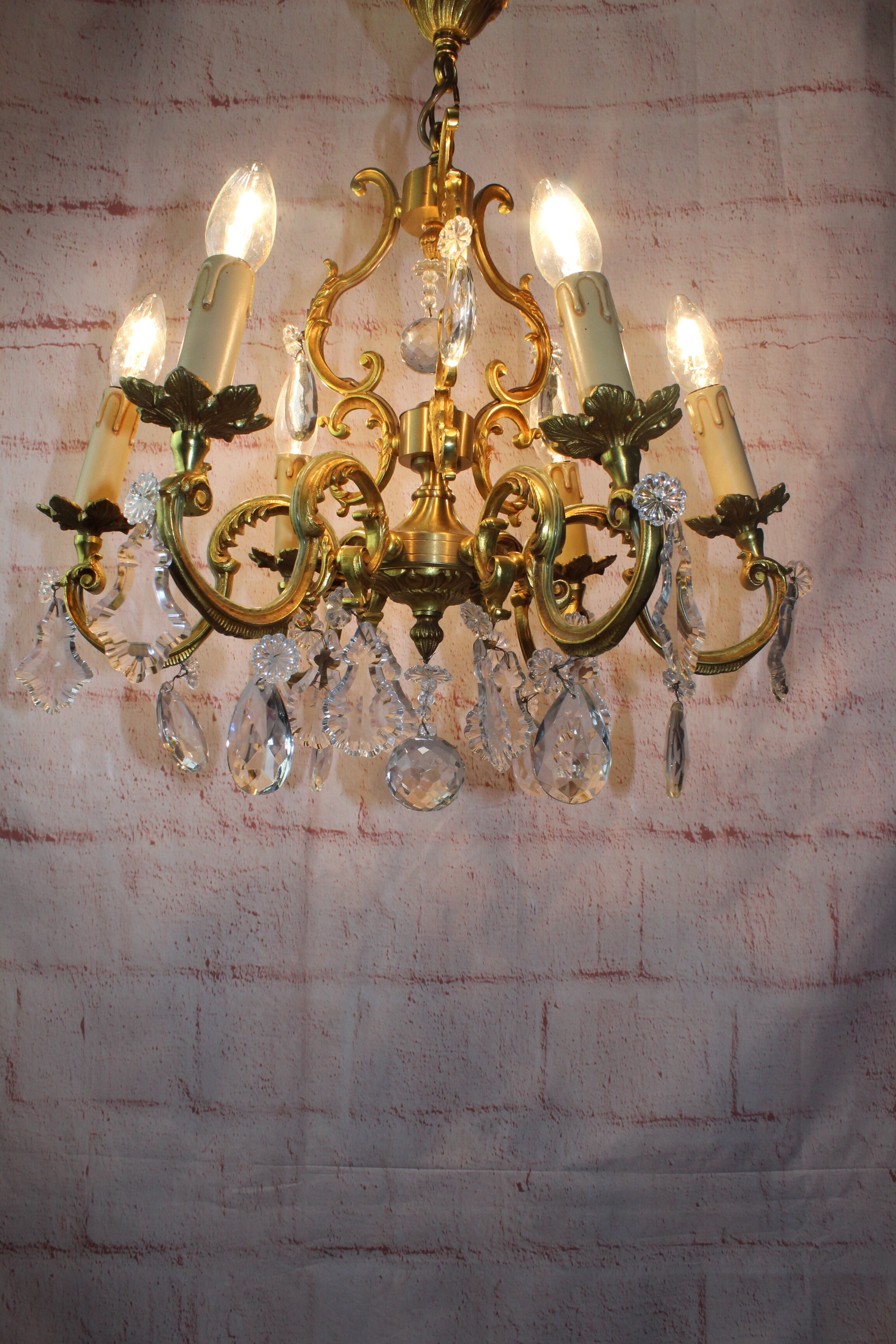 Bronze lusre and crystal grapevines