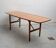 Table basse Anton Kildeberg (attr.), noyer et laiton, Danemark années 5060