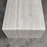 Table in travertine