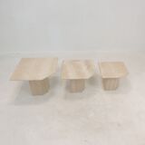 Set de 3 tables basses ou d’appoint en travertin italien, années 1980