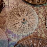 Lot of wicker trays
