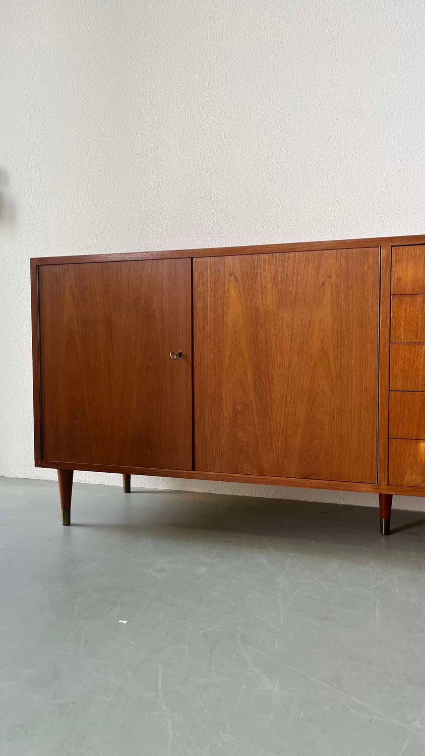 Vintage lowboard XL teak