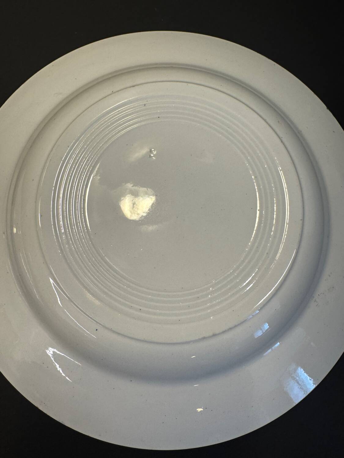 Set of 7 Terre de fer soup plates, green