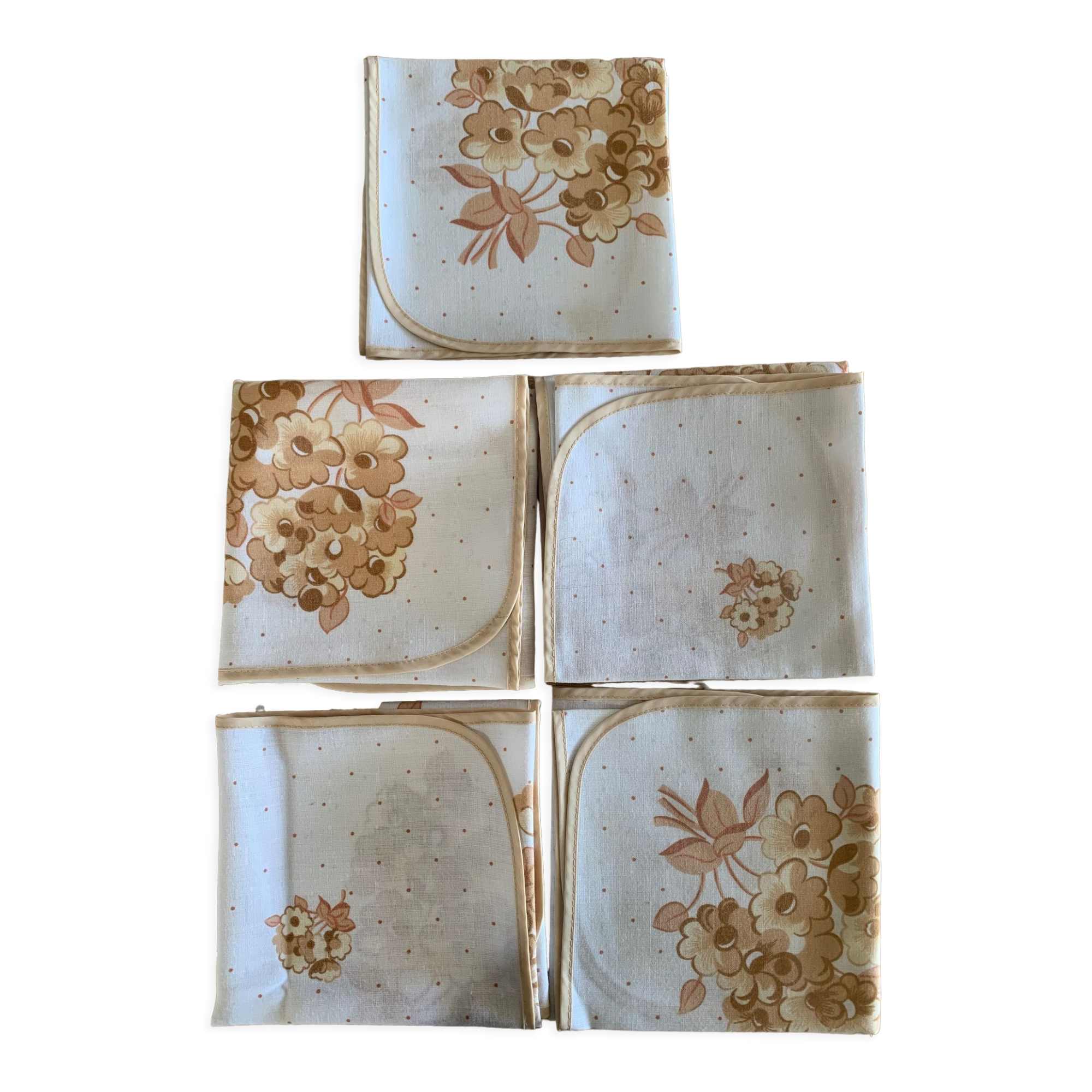 Lot 5 vintage towels