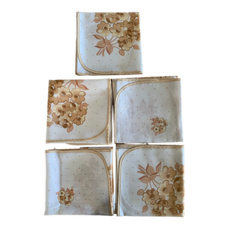 Lot 5 serviettes vintages motifs fleuris