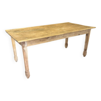 Farmhouse table