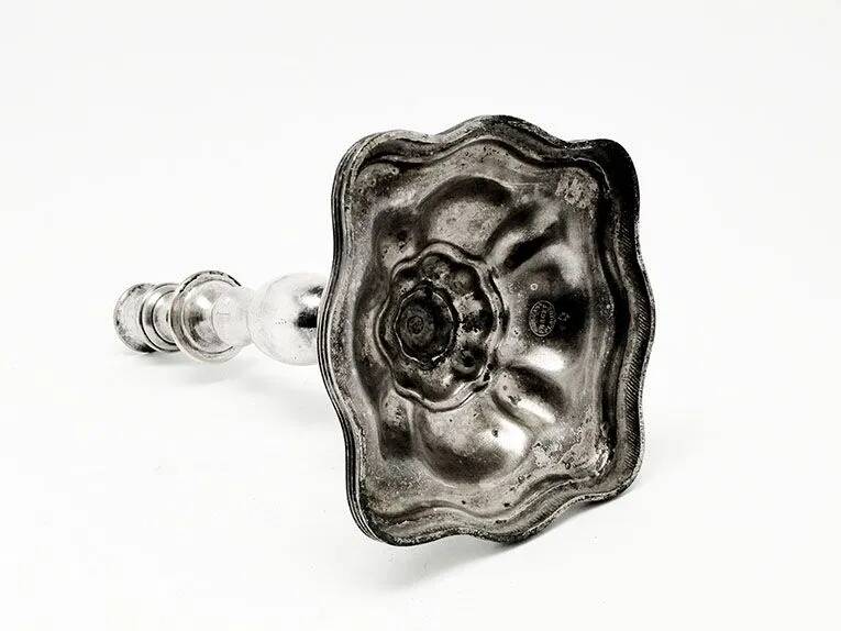 DA2 Fraget - neoclassical candlestick