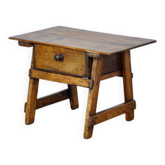 Small Spanish side table, circa 1840